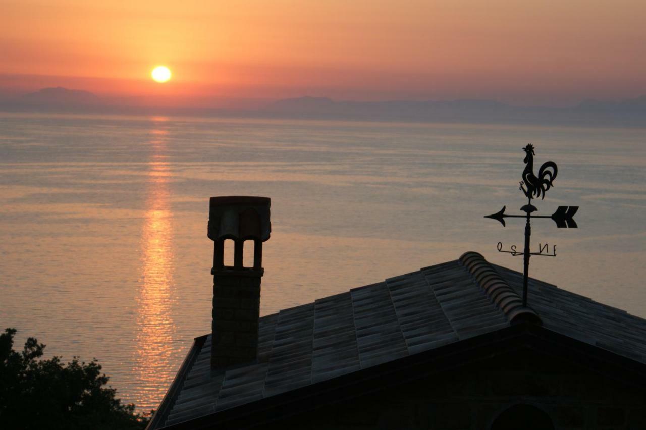 Bellezza In Cilento Panoramic Apts Castellabate Ngoại thất bức ảnh